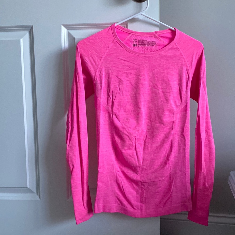 Victoria’s Secret Sport Workout Longsleeve